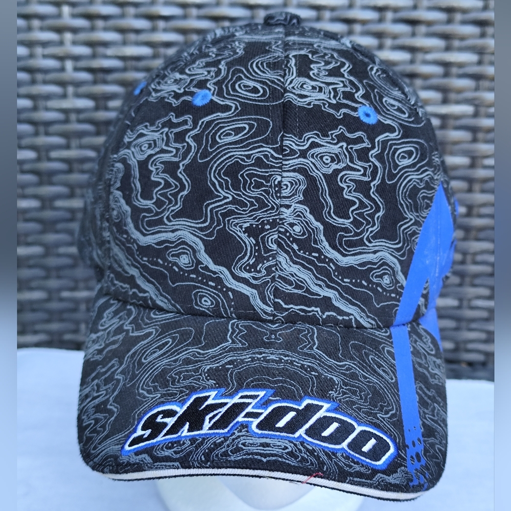 4/$50⭐️Ski-Doo Black and Blue Cap L/XL